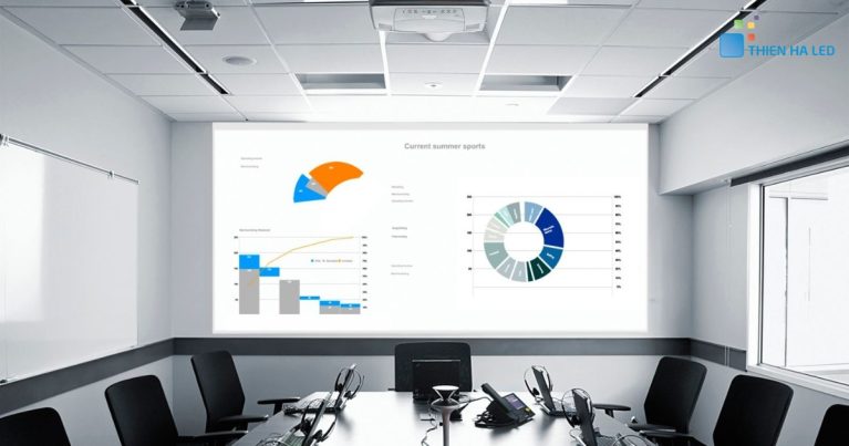 Lắp đặt và không gian