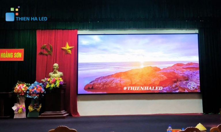 Màn hình LED hội trường UBND xã Hoằng Sơn